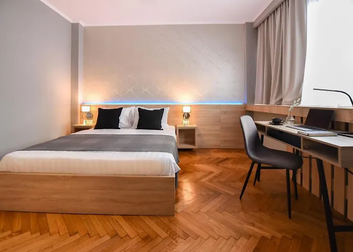 Center Getaway - Cozy For Your Perfect