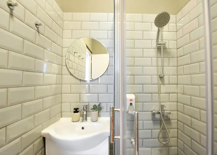 Center Getaway - Cozy For Your Perfect