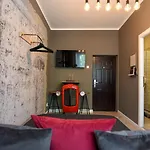 Apartmán Center Getaway - Cozy For Your Perfect