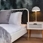 Center Getaway - Cozy For Your Perfect